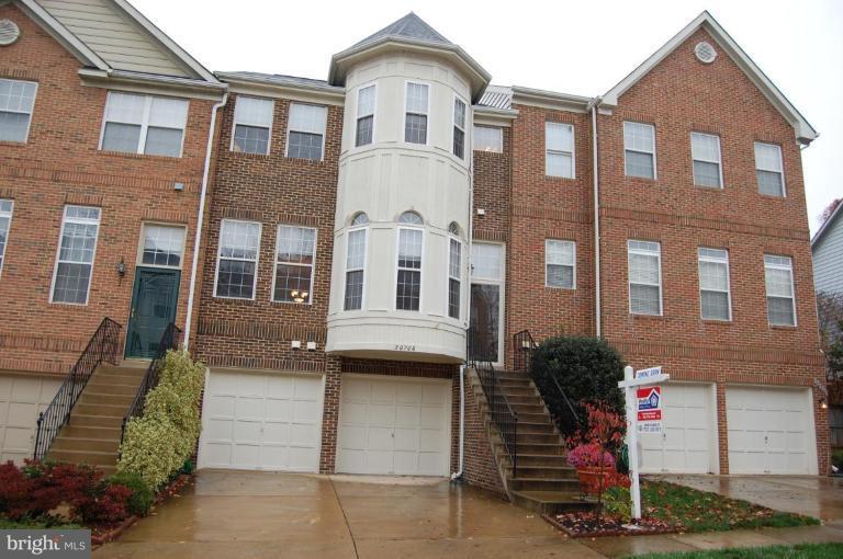 20706 Riptide Square Sterling, VA 20165 - Photo 1 of 24 Exterior (Main)