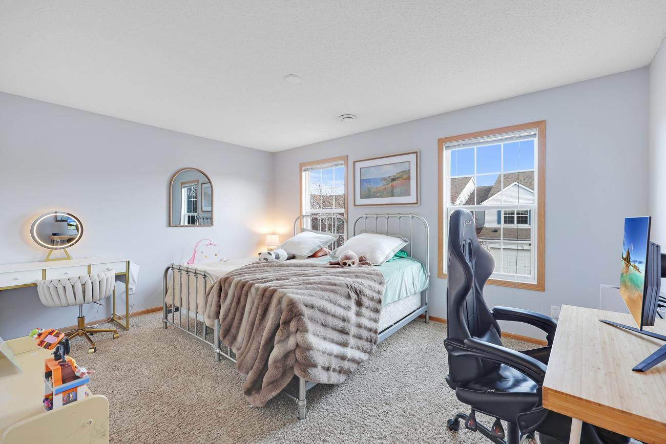 15300 Flower Way Apple Valley, MN 55124 - Photo 16 of 28