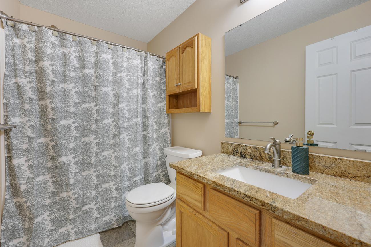 15300 Flower Way Apple Valley, MN 55124 - Photo 18 of 28