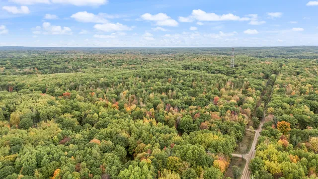 $68,000 | 13540 8 Mile Road, Evart, MI 49631