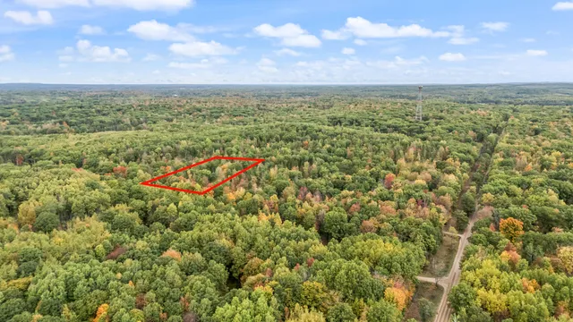 $68,000 | 13540 8 Mile Road, Evart, MI 49631