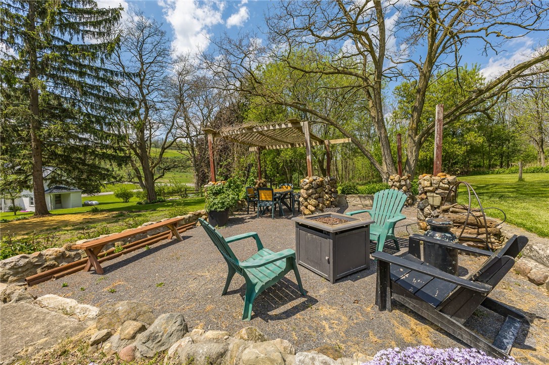 5660 Nott Road Canandaigua, NY 14424 - Photo 7 of 47