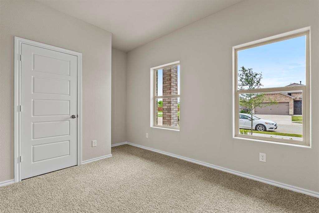 9704 Austin Holw Road Fort Worth, TX 76036 - Photo 6 of 24