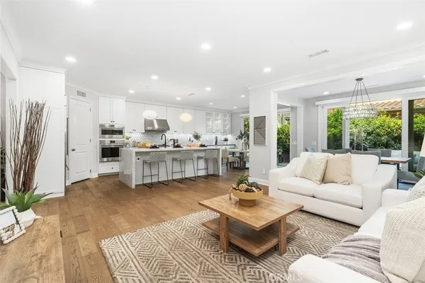 $1,500,000 | 53 Painted Cameo, Irvine, CA 92602