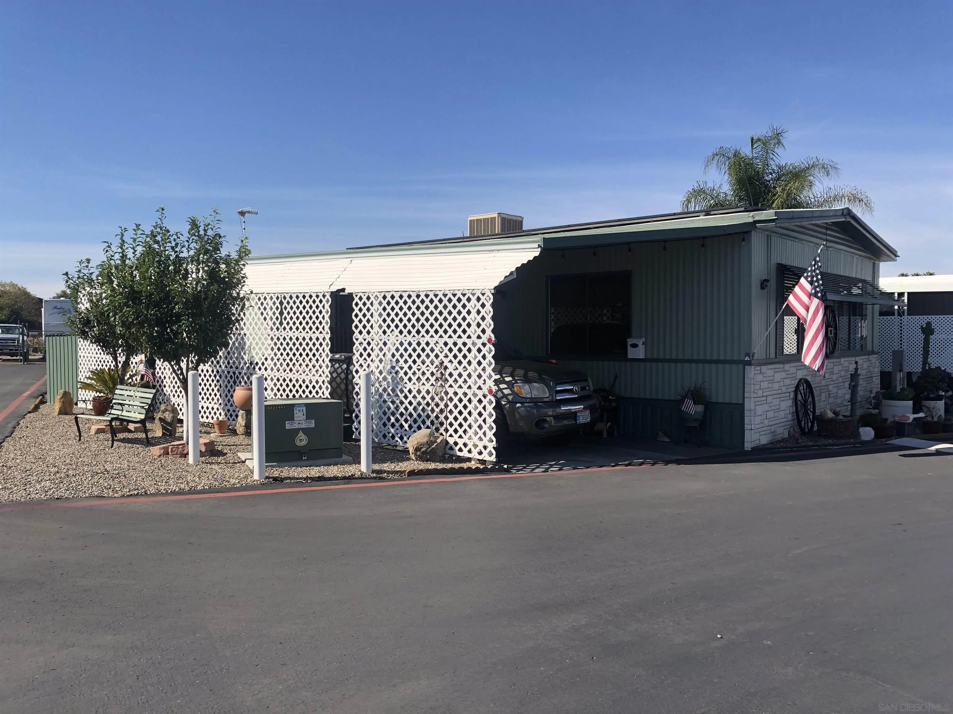 9459 Mission Gorge Road Santee, CA 92071 - Photo 2 of 16 Gallery Image 2