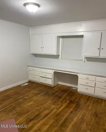 $112,999 | 118 West Leavell Woods Drive, Jackson, MS 39212