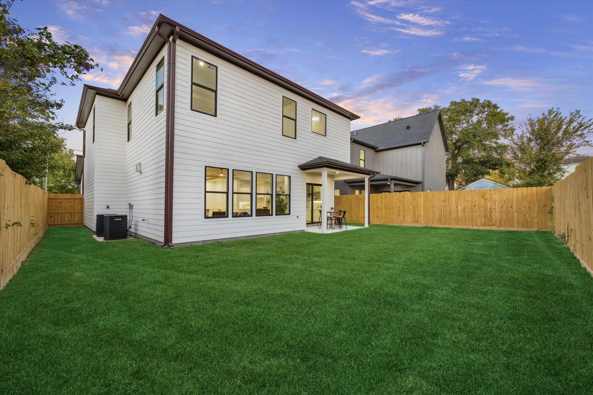 614 Eleanor Street Houston, TX 77009 - Photo 41 of 43 a view of a house with backyard and garden
