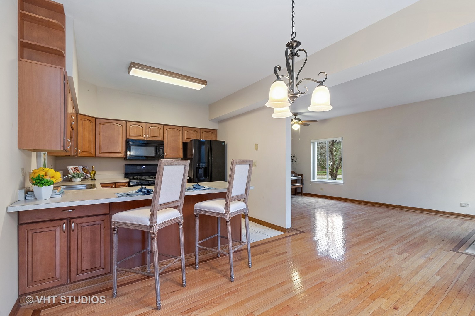 34261 Homestead Road Gurnee, IL 60031 - Photo 6 of 15