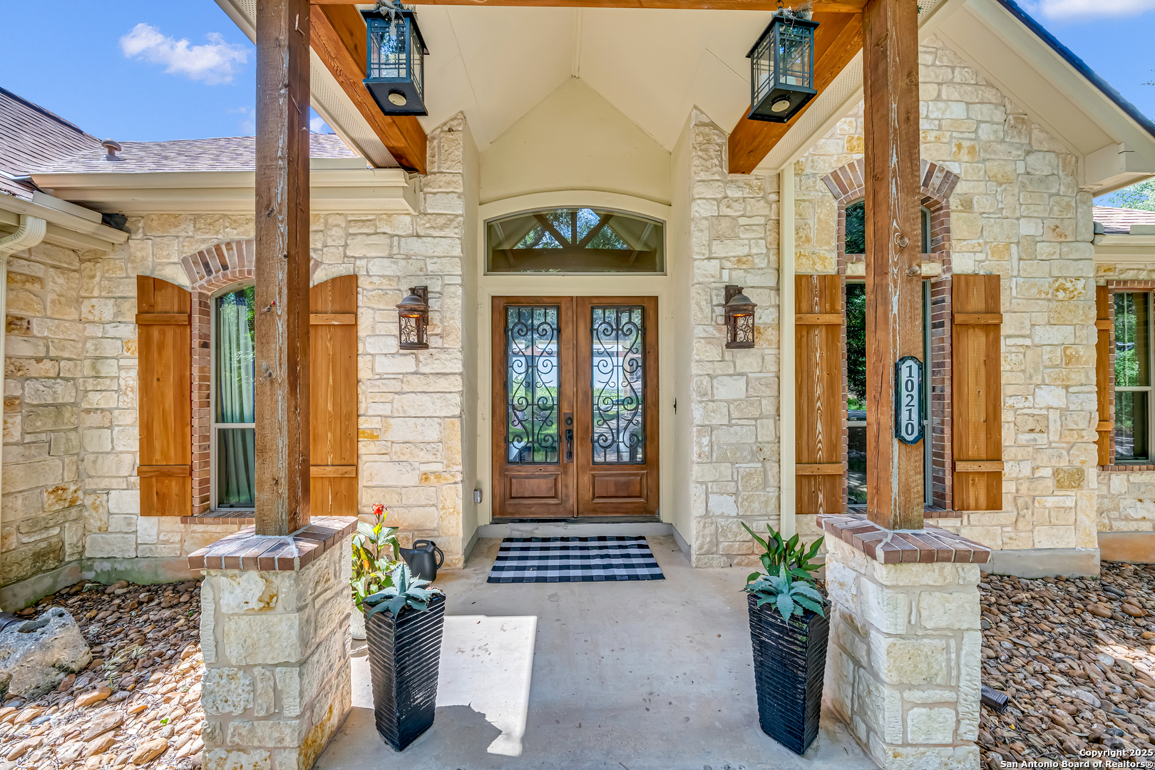 10210 Rafter O Trail Helotes, TX 78023 - Photo 3 of 51