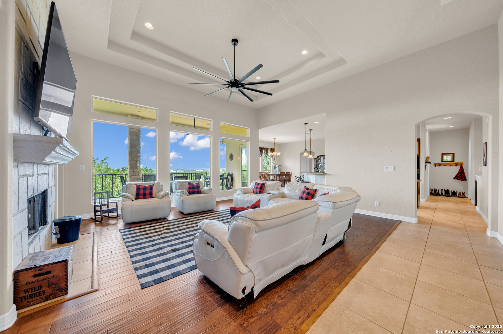 10210 Rafter O Trail Helotes, TX 78023 - Photo 10 of 51