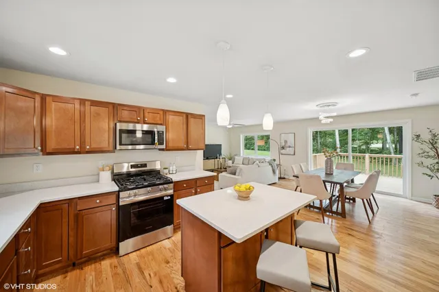 $399,500 | 9102 West Valley Court, Michigan City, IN 46360