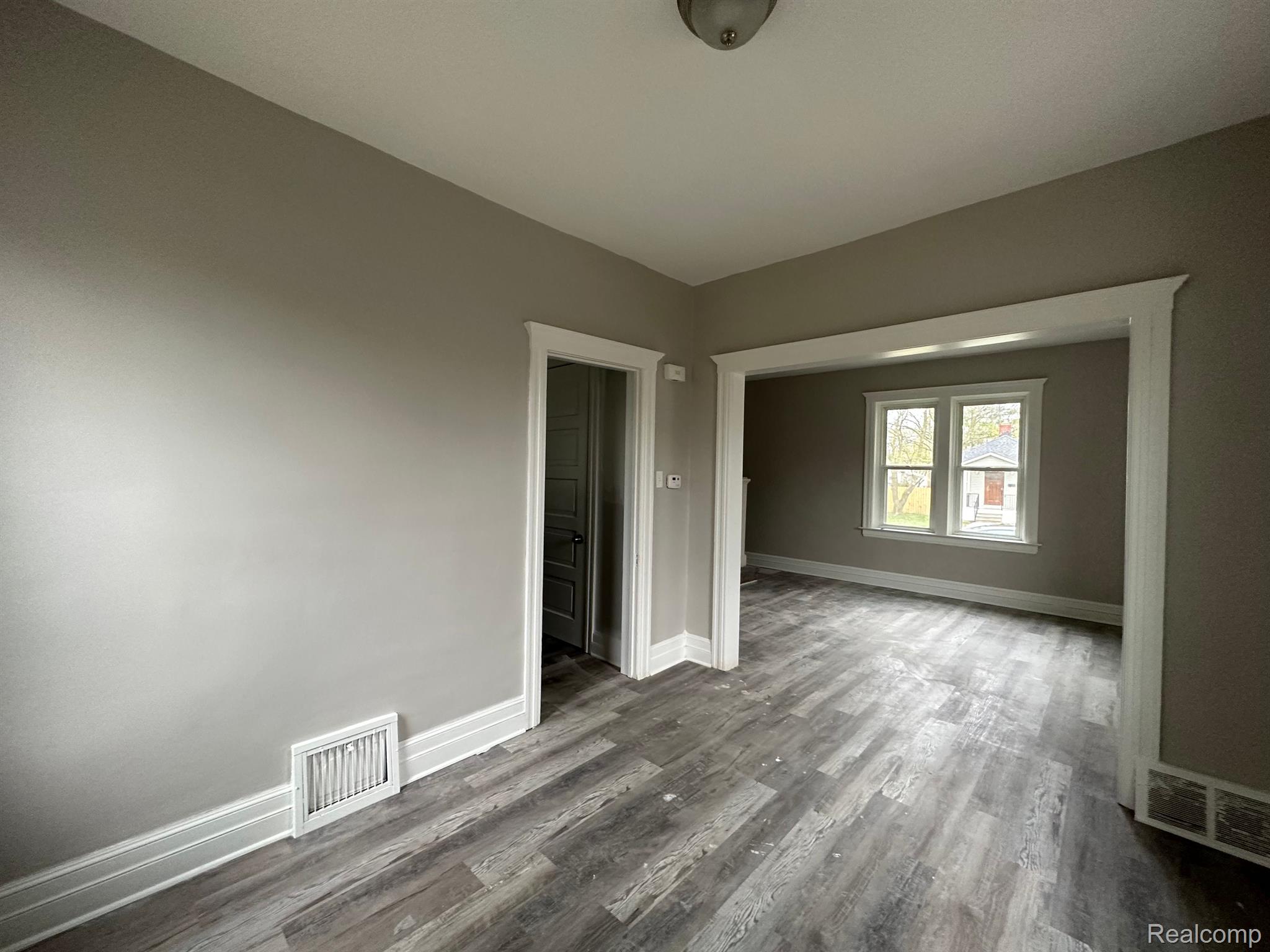 48 Inches Street Mount Clemens, MI 48043 - Photo 8 of 25 Gallery Image 8