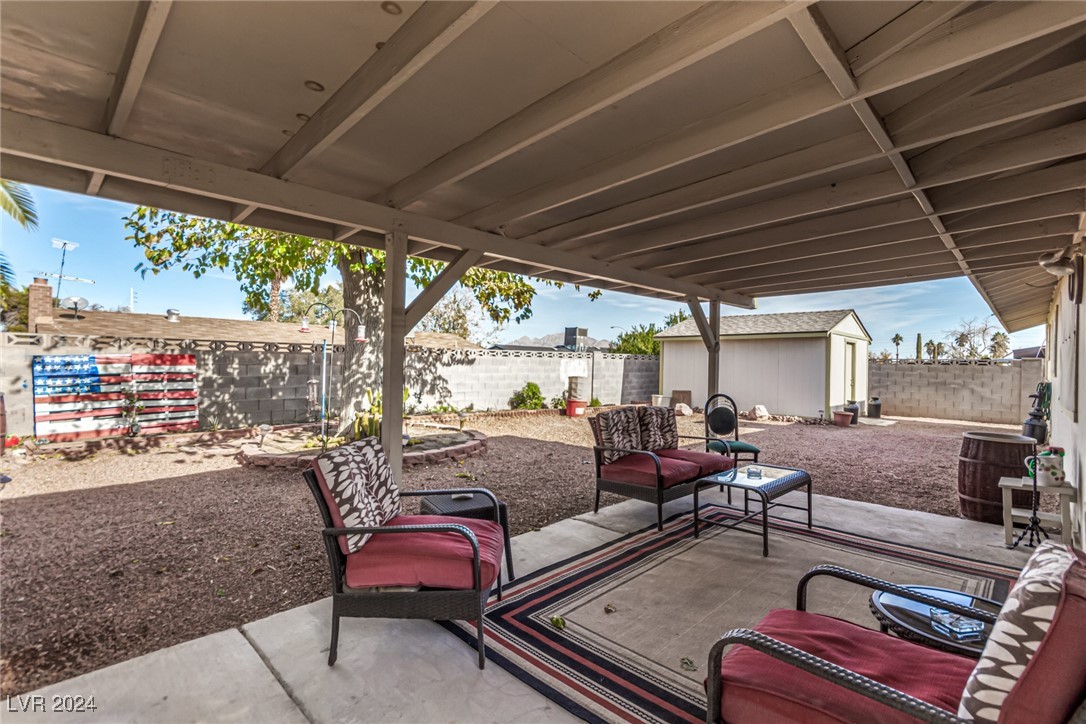 4100 Springhill Avenue Las Vegas, NV 89121 - Photo 40 of 73