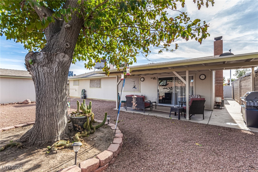 4100 Springhill Avenue Las Vegas, NV 89121 - Photo 41 of 73