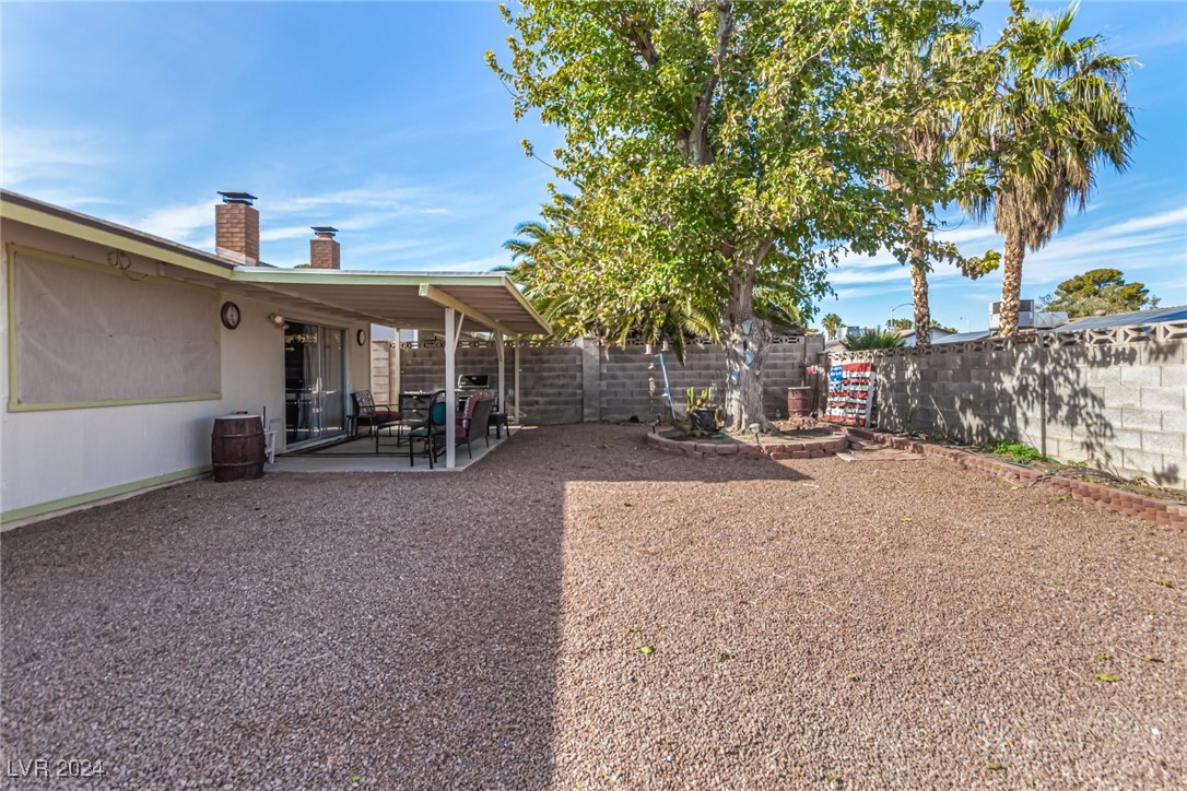 4100 Springhill Avenue Las Vegas, NV 89121 - Photo 44 of 73