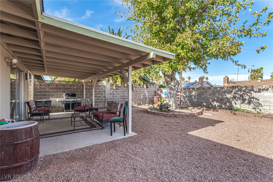 4100 Springhill Avenue Las Vegas, NV 89121 - Photo 45 of 73