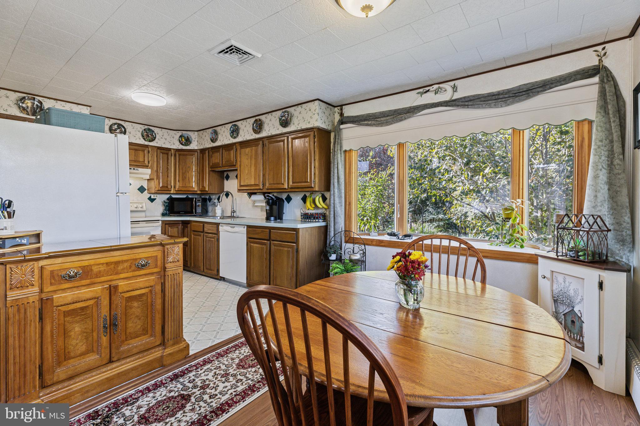 11 Alden Road Gibbsboro, NJ 08026 - Photo 8 of 40 Gallery Image 8