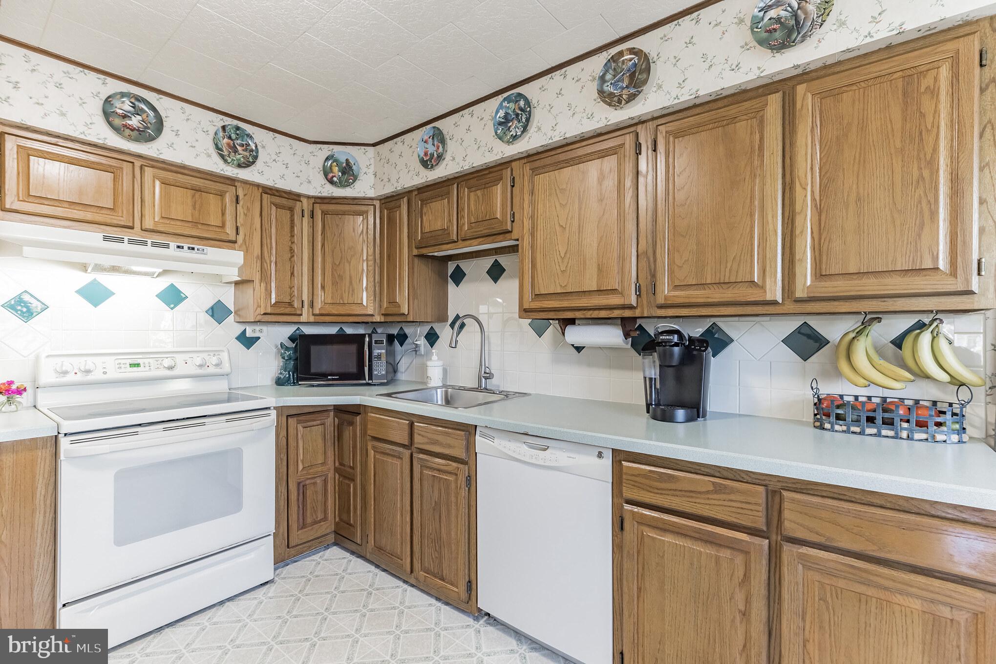 11 Alden Road Gibbsboro, NJ 08026 - Photo 9 of 40 Gallery Image 9