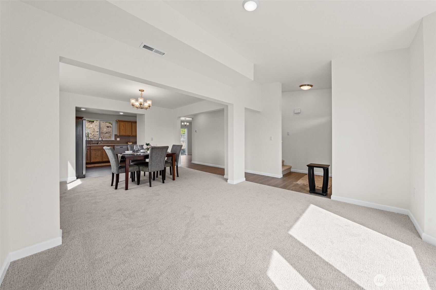 414 Comet Street Milton, WA 98354 - Photo 5 of 35