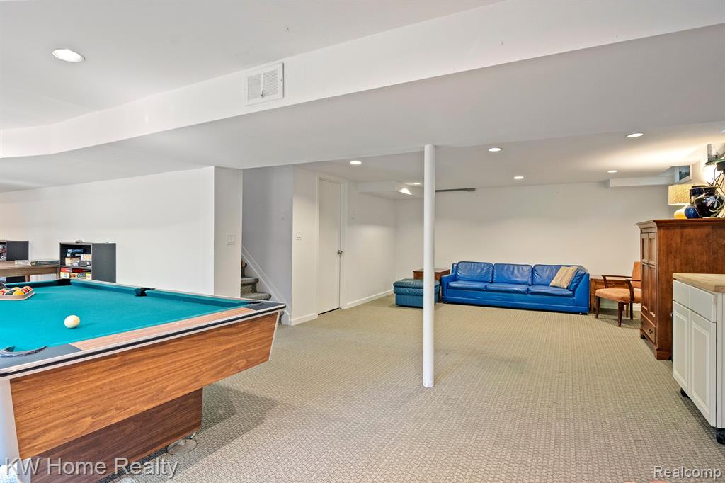 29952 Fox Grove Road Farmington Hills, MI 48334 - Photo 24 of 53 Gallery Image 24