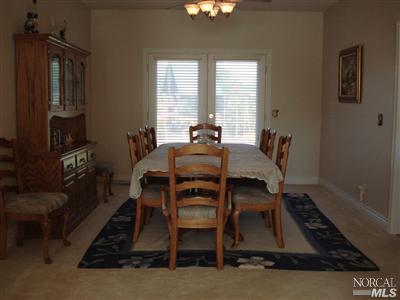 2583 Greenvale Lane Santa Rosa, CA 95401 - Photo 4 of 11 Gallery Image 4