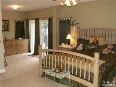 2583 Greenvale Lane Santa Rosa, CA 95401 - Photo 10 of 11 Gallery Image 10