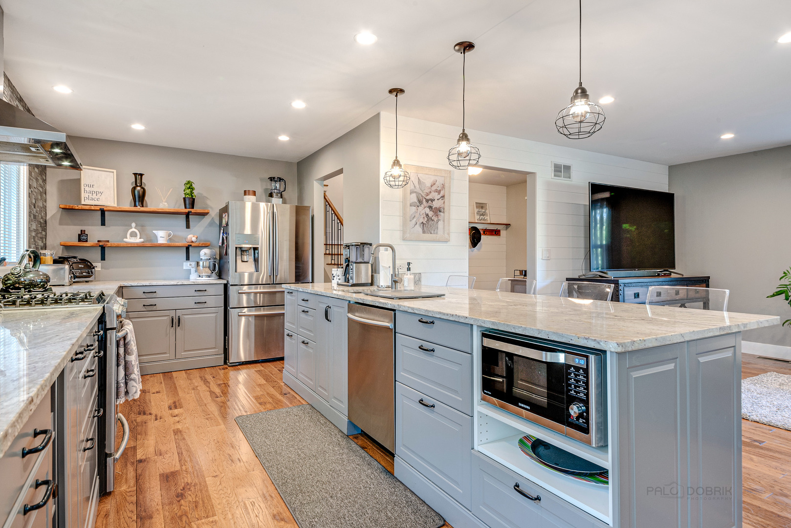 1404 Berwyn Street Spring Grove, IL 60081 - Photo 12 of 35 Gallery Image 12