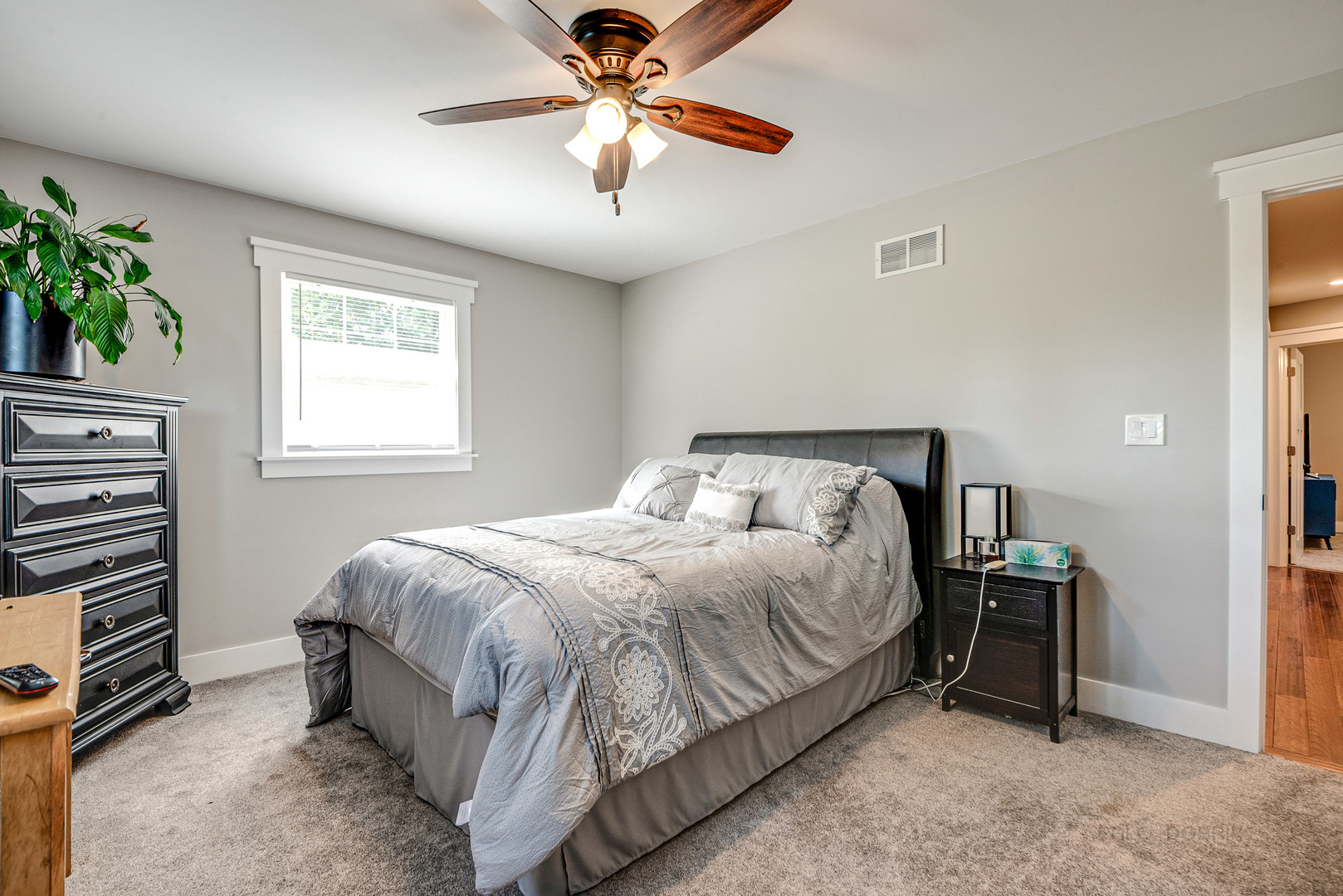 1404 Berwyn Street Spring Grove, IL 60081 - Photo 17 of 35 Gallery Image 17