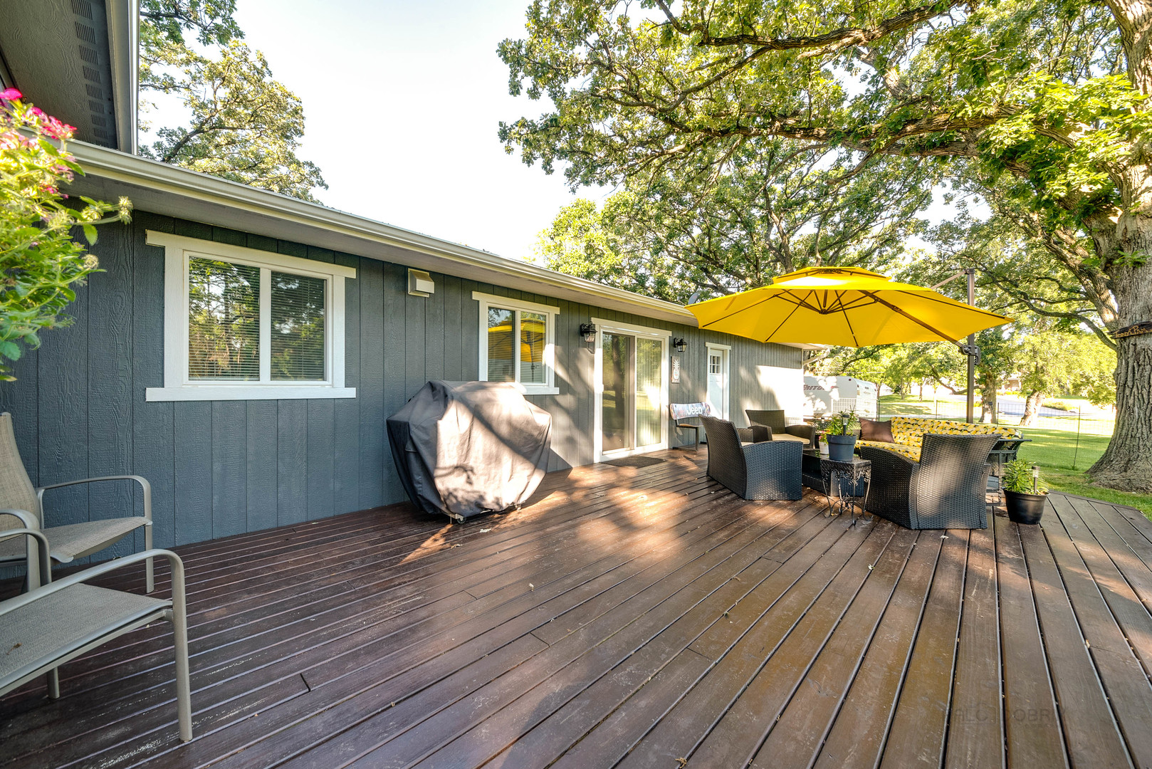 1404 Berwyn Street Spring Grove, IL 60081 - Photo 31 of 35 Gallery Image 31