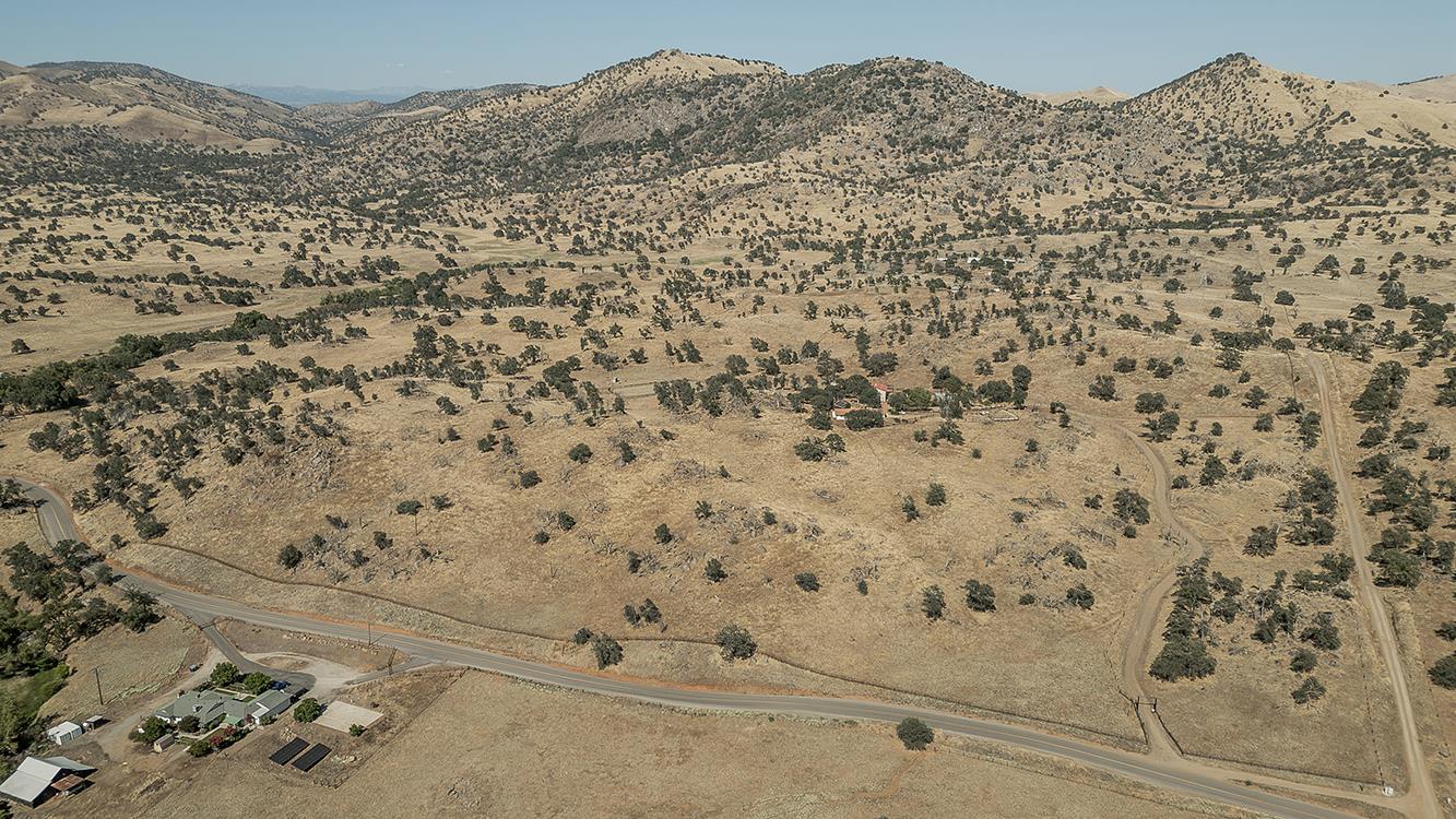 22085 Watts Valley Road Sanger, CA 93657 - Photo 87 of 98