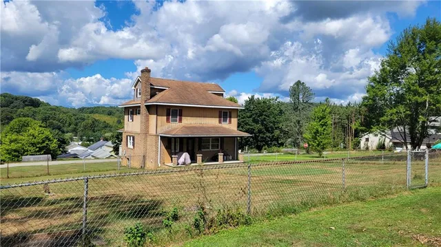 $139,900 | 116 Hilltop Avenue, Acosta, PA 15520