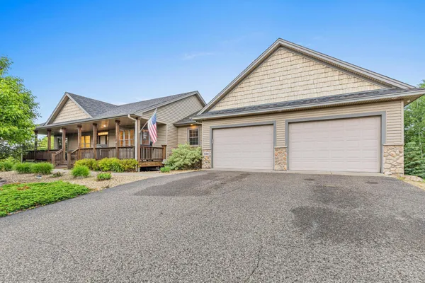 $749,900 | 5180 241st Court Northwest, St. Francis, MN 55070