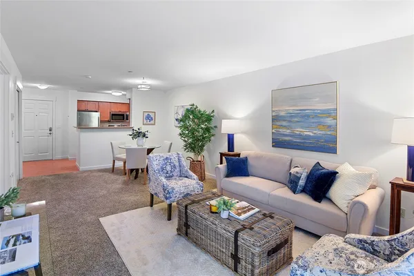 $355,000 | 300 High School Road Northeast, Unit 314, Bainbridge Island, WA 98110