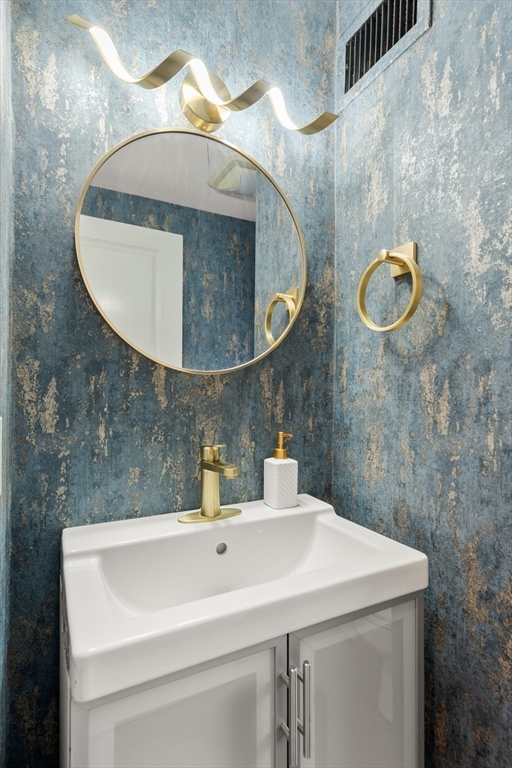 12 Spring Garden Street, Unit B Boston, MA 02125 - Photo 22 of 25