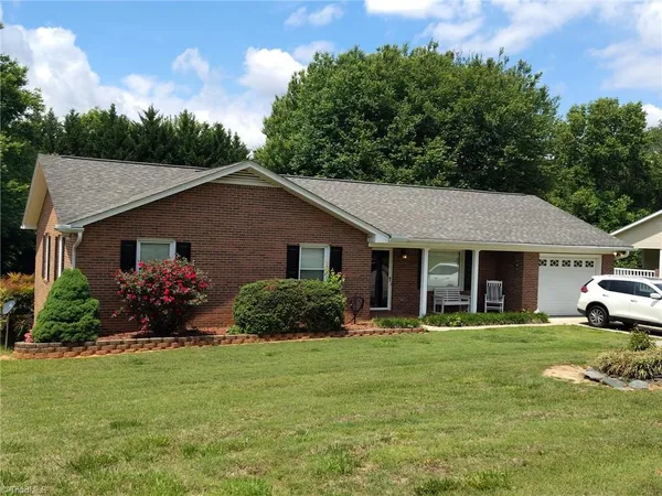 $299,500 | 159 Cedar Knoll Drive, Mount Airy, NC 27030