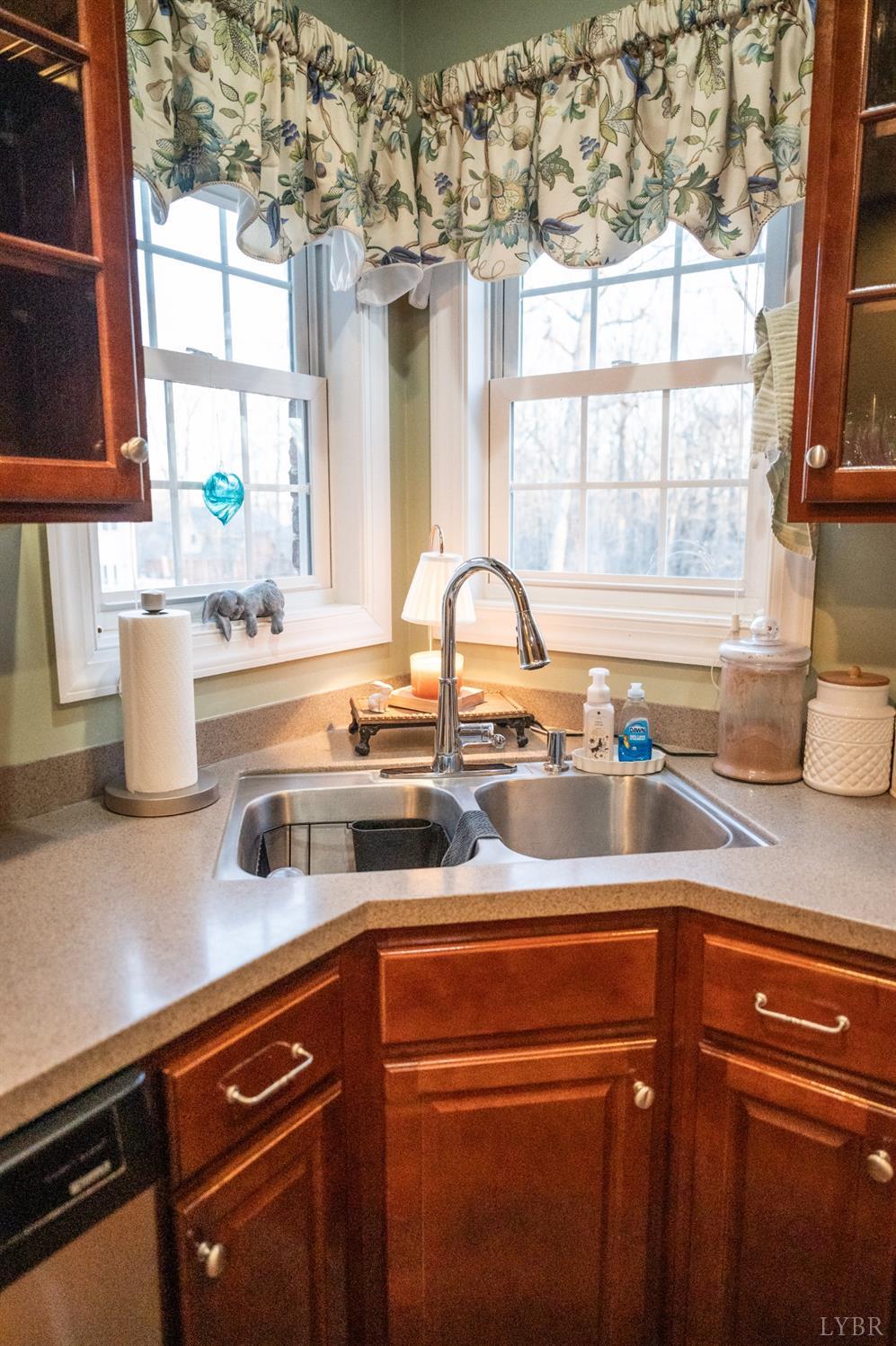 54 Bridge Tree Court Evington, VA 24550 - Photo 24 of 93