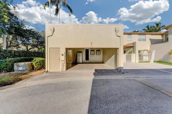 $3,300 | 406 Northwest 25th Avenue, Boynton Beach, FL 33426