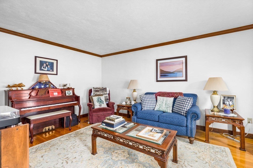 94 Setterland Farm Road Hanover, MA 02339 - Photo 8 of 33