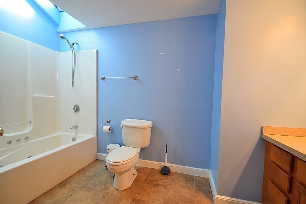 2 Jeanne Road Randolph, MA 02368 - Photo 11 of 22 Gallery Image 11