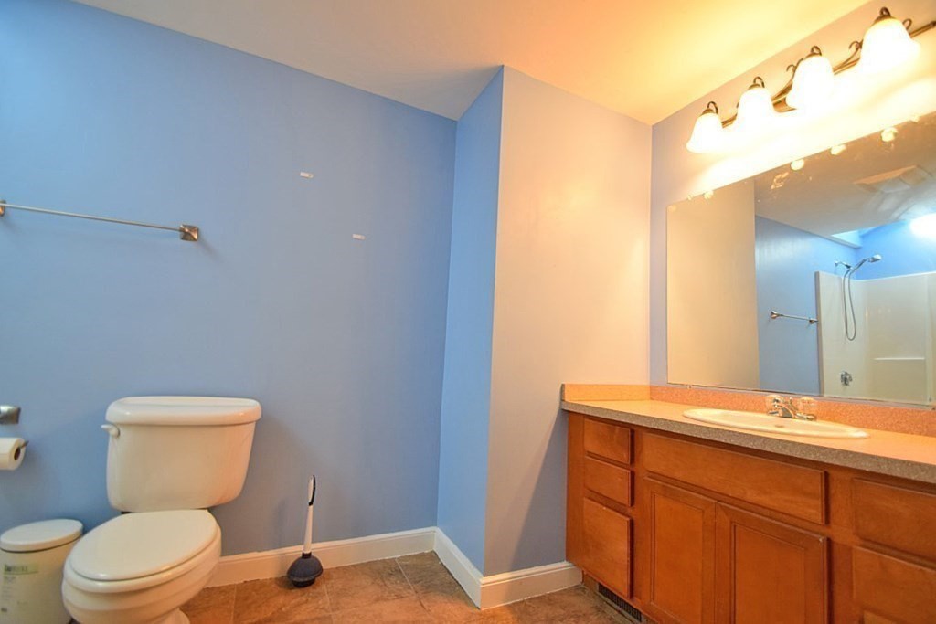 2 Jeanne Road Randolph, MA 02368 - Photo 12 of 22 Gallery Image 12