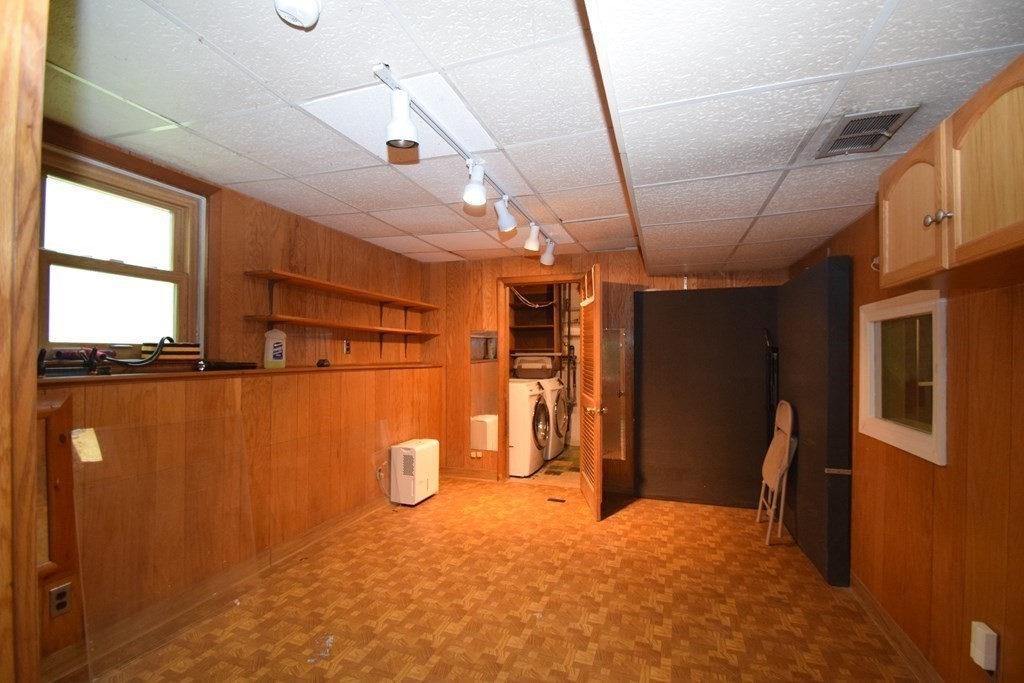 2 Jeanne Road Randolph, MA 02368 - Photo 19 of 22 Gallery Image 19