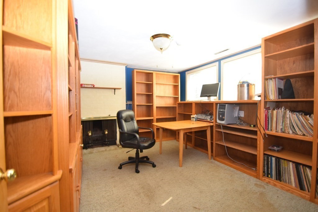 2 Jeanne Road Randolph, MA 02368 - Photo 20 of 22 Gallery Image 20
