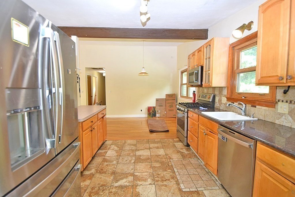 2 Jeanne Road Randolph, MA 02368 - Photo 5 of 22 Gallery Image 5