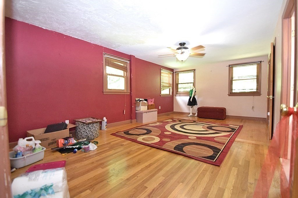 2 Jeanne Road Randolph, MA 02368 - Photo 10 of 22 Gallery Image 10