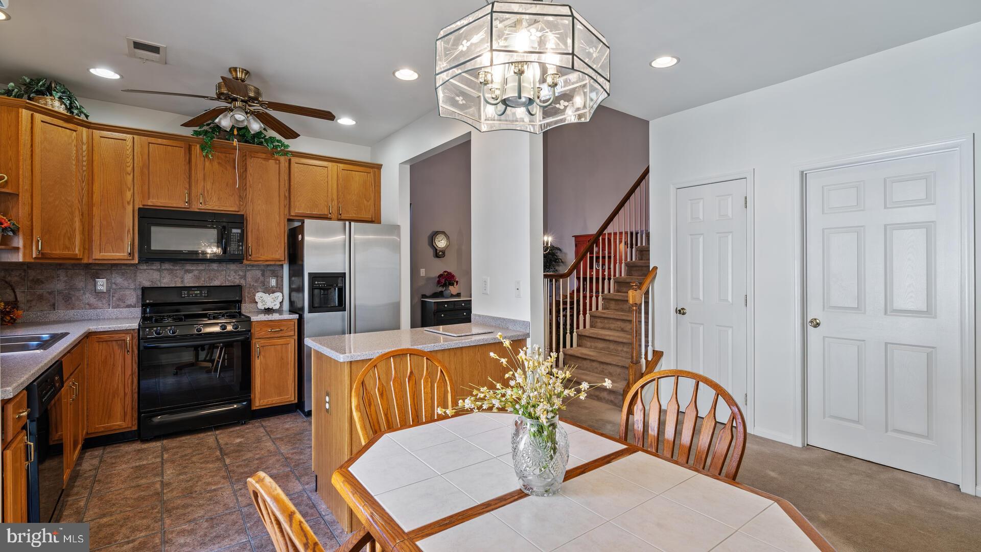 8 Fallview Court Hamilton, NJ 08690 - Photo 12 of 33 Gallery Image 12