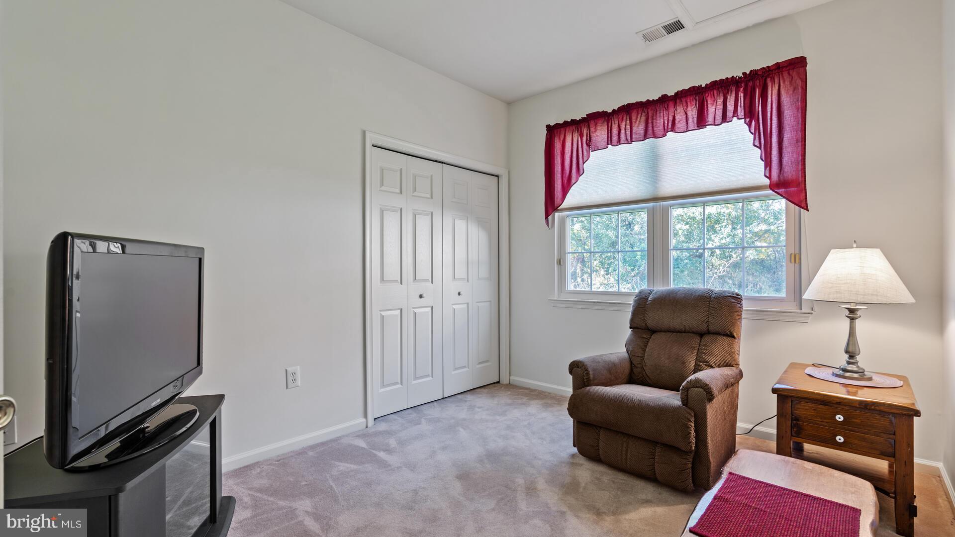 8 Fallview Court Hamilton, NJ 08690 - Photo 27 of 33 Gallery Image 27