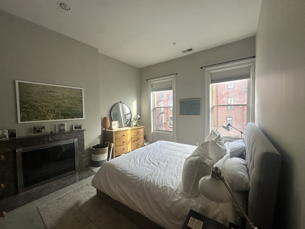 331 Beacon Street, Unit 3 Boston, MA 02116 - Photo 16 of 23