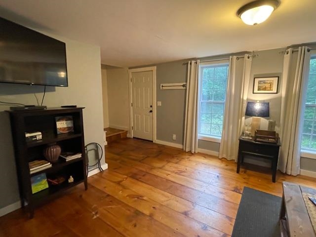 945 First Crown Point Road Strafford, NH 03884 - Photo 8 of 19