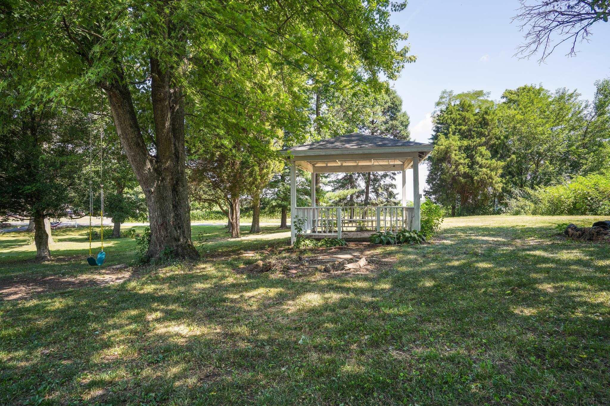 1490 Holler Road Mount Vernon, IN 47620 - Photo 3 of 20 Gallery Image 3
