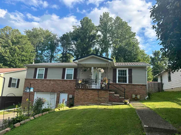 $149,900 | 94 C Street, Louisa, KY 41230